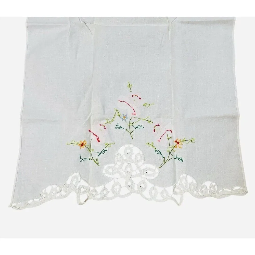 Vintage Pink Flower Linen Tea Towels Set 2 Lace Edge 22x14 Appliqué Embroidered